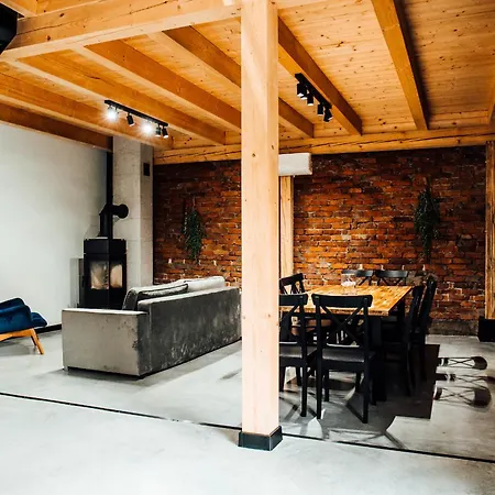 Stodola Na Kamionce *