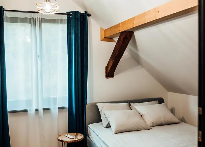 Stodoła Na Kamionce * Kwaczala